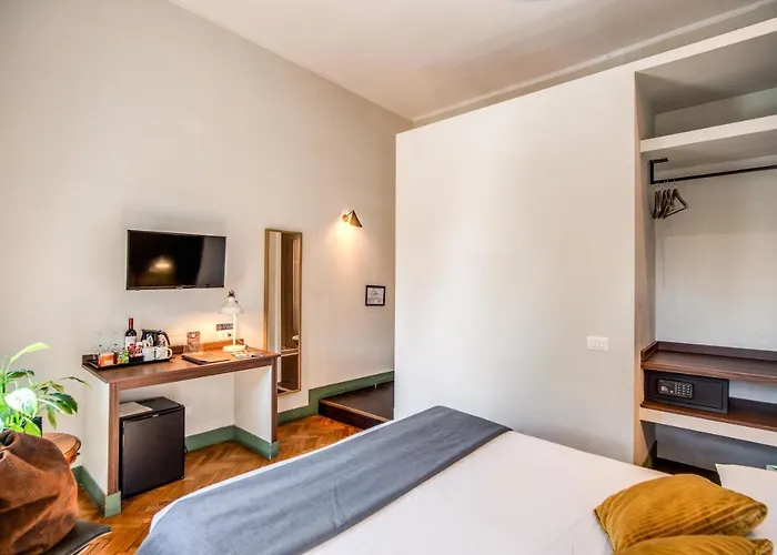 Oda ve Kahvaltı Tree Charme Trilussa Roma