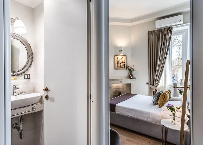 Oda ve Kahvaltı Tree Charme Trilussa Roma